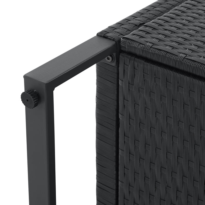 Detail Metallbeine mit höhenverstellbaren Plastikfüßen