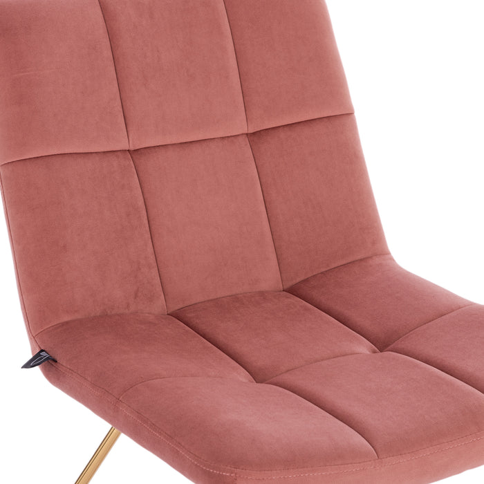 Nahansicht des SVITA Lynn Sessels in alt-rosa mit quadratischem Steppmuster auf Sitzfläche und Rückenlehne