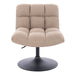 Beige gepolsterter Loungestuhl mit quadratisch gestepptem Muster und rundem schwarzem Metallfuß