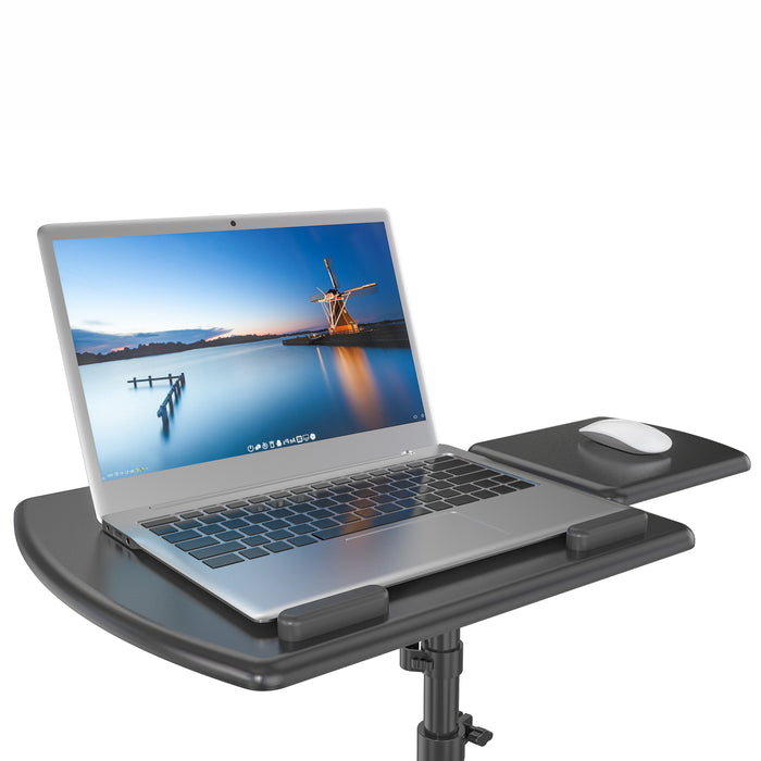 Höhenverstellbarer Laptop-Tisch mit grauem Laptop und weißer Maus auf separater Ablage