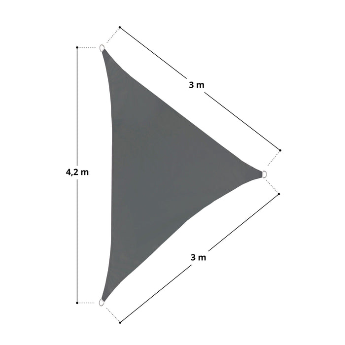 Dreieckiges Sonnensegel mit den Maßen 4,2 Meter, 3 Meter und 3 Meter an den Seiten