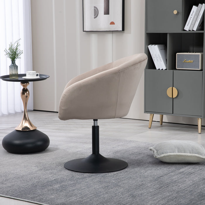 Sandfarbener, moderner Drehstuhl mit runder Basis in einem hellen Wohnzimmer neben einem kleinen Beistelltisch mit Vase und Tasse Seitenansicht