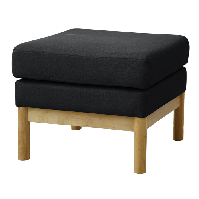 Schwarzer gepolsterter Hocker mit quadratischer Sitzfläche und hellen Holzbeinen
