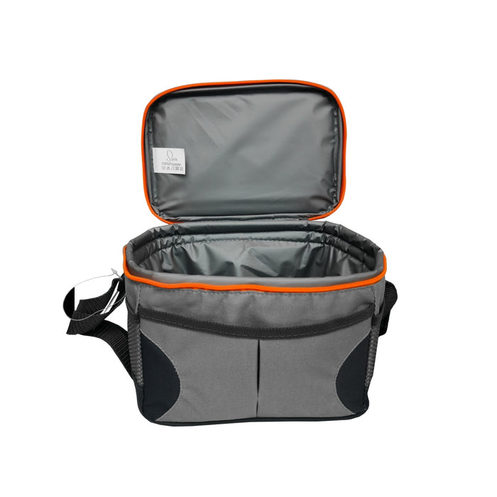 Graue SVITA Kühltasche mit offenem Deckel, orangefarbener Umrandung und schwarzem Schultergurt